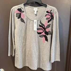 NWT Chicos Weekends Embroidered coop Neck 3/4 Sleeve Tee